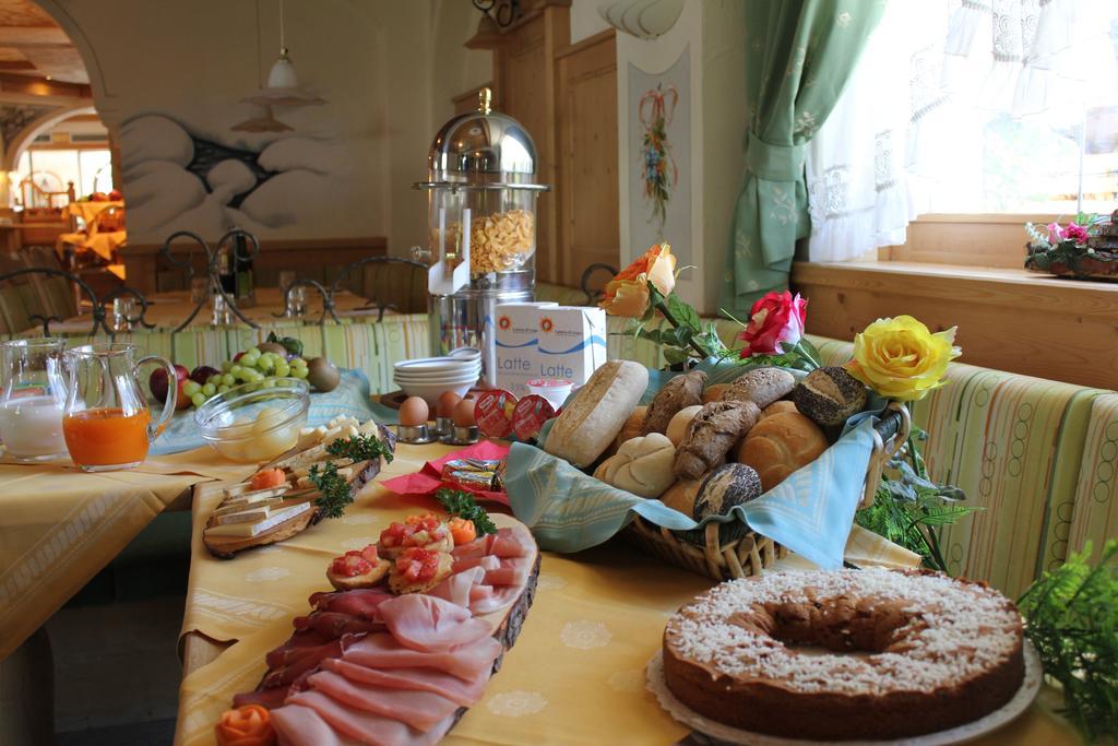 B&B Via Vai ลีวินโญ ภายนอก รูปภาพ