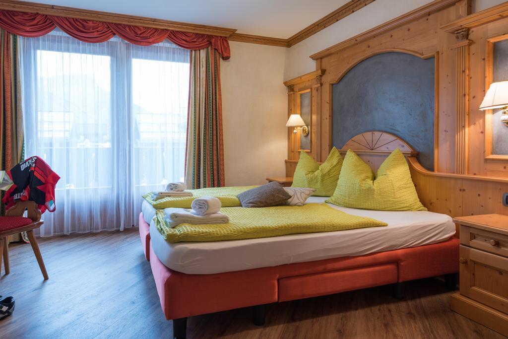 B&B Via Vai ลีวินโญ ภายนอก รูปภาพ