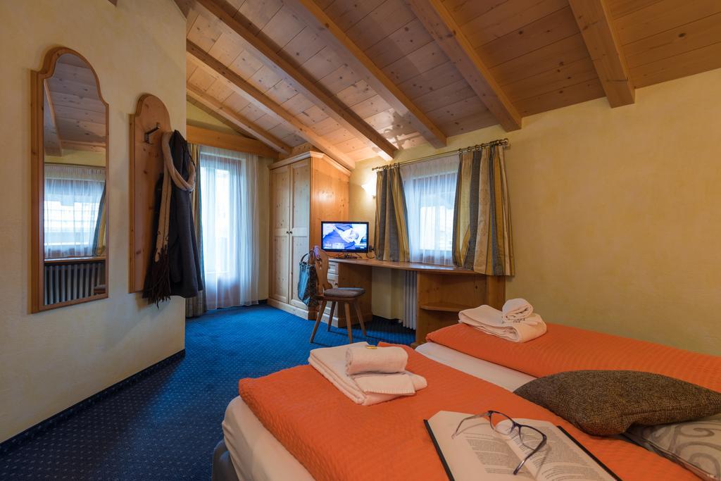 B&B Via Vai ลีวินโญ ภายนอก รูปภาพ