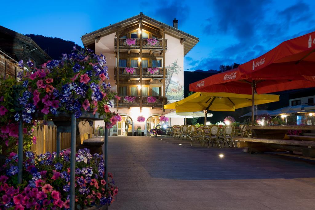 B&B Via Vai ลีวินโญ ภายนอก รูปภาพ